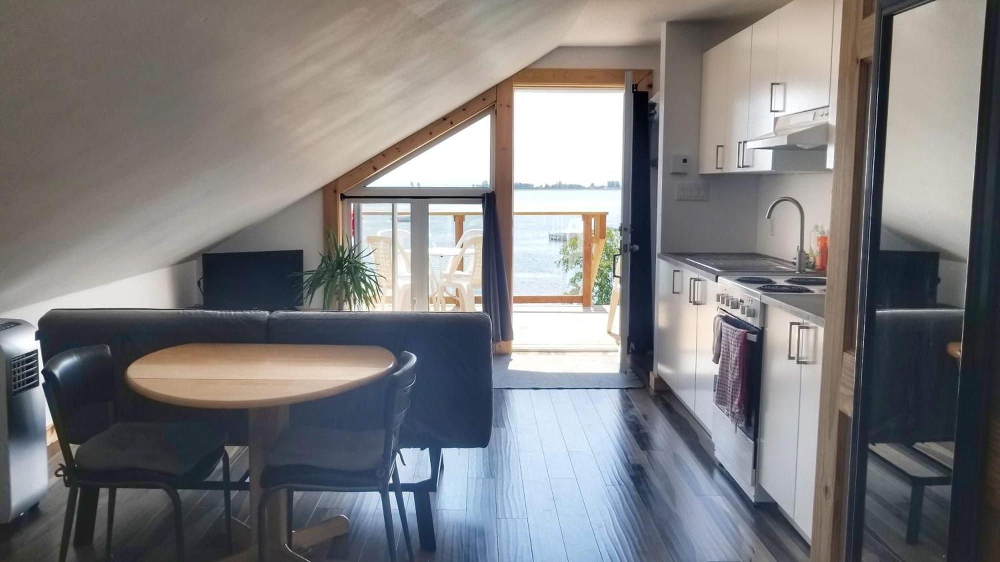Aux 4 Vents - Auberg'Inn Carleton-sur-Mer Esterno foto