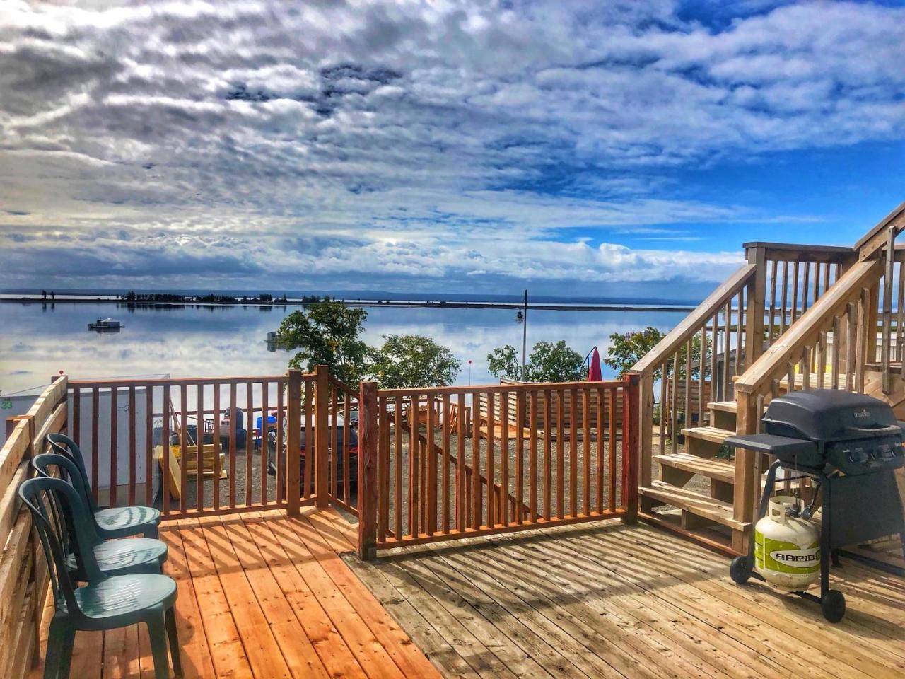 Aux 4 Vents - Auberg'Inn Carleton-sur-Mer Esterno foto