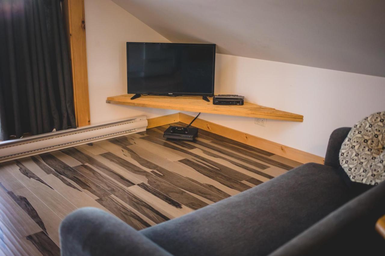 Aux 4 Vents - Auberg'Inn Carleton-sur-Mer Esterno foto